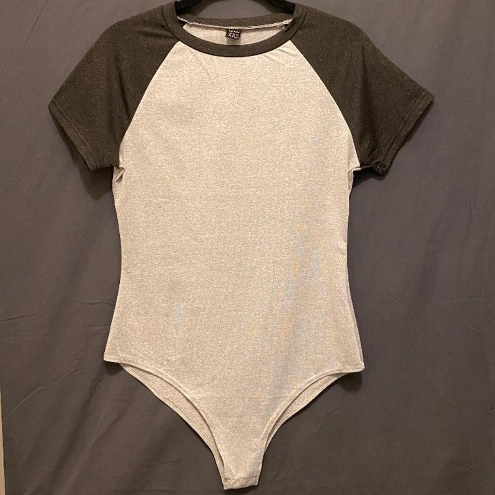 SHEIN Short Sleeve Tee Bodysuit, Gray/Black, Size M (6), NWOT